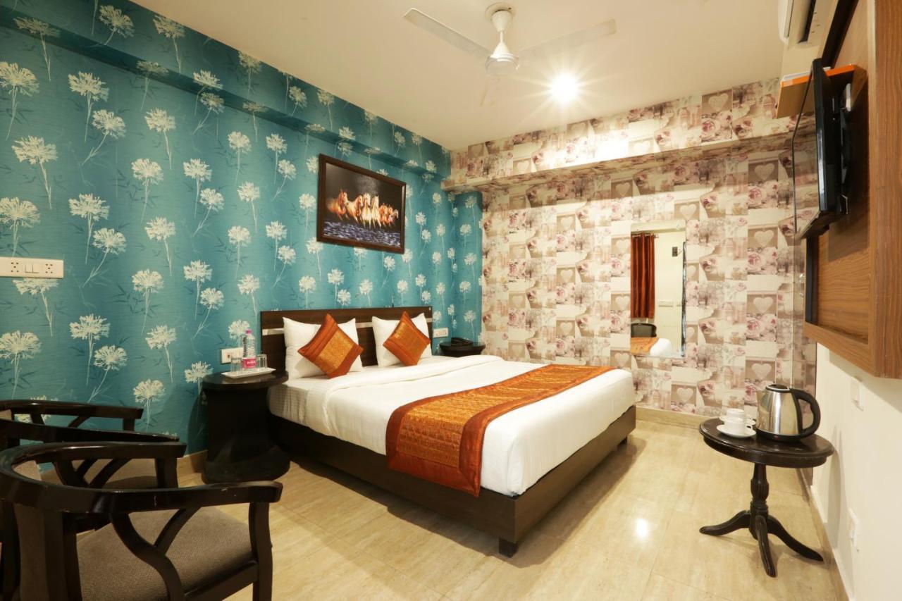 Hotel Airport Star New Delhi Exterior photo